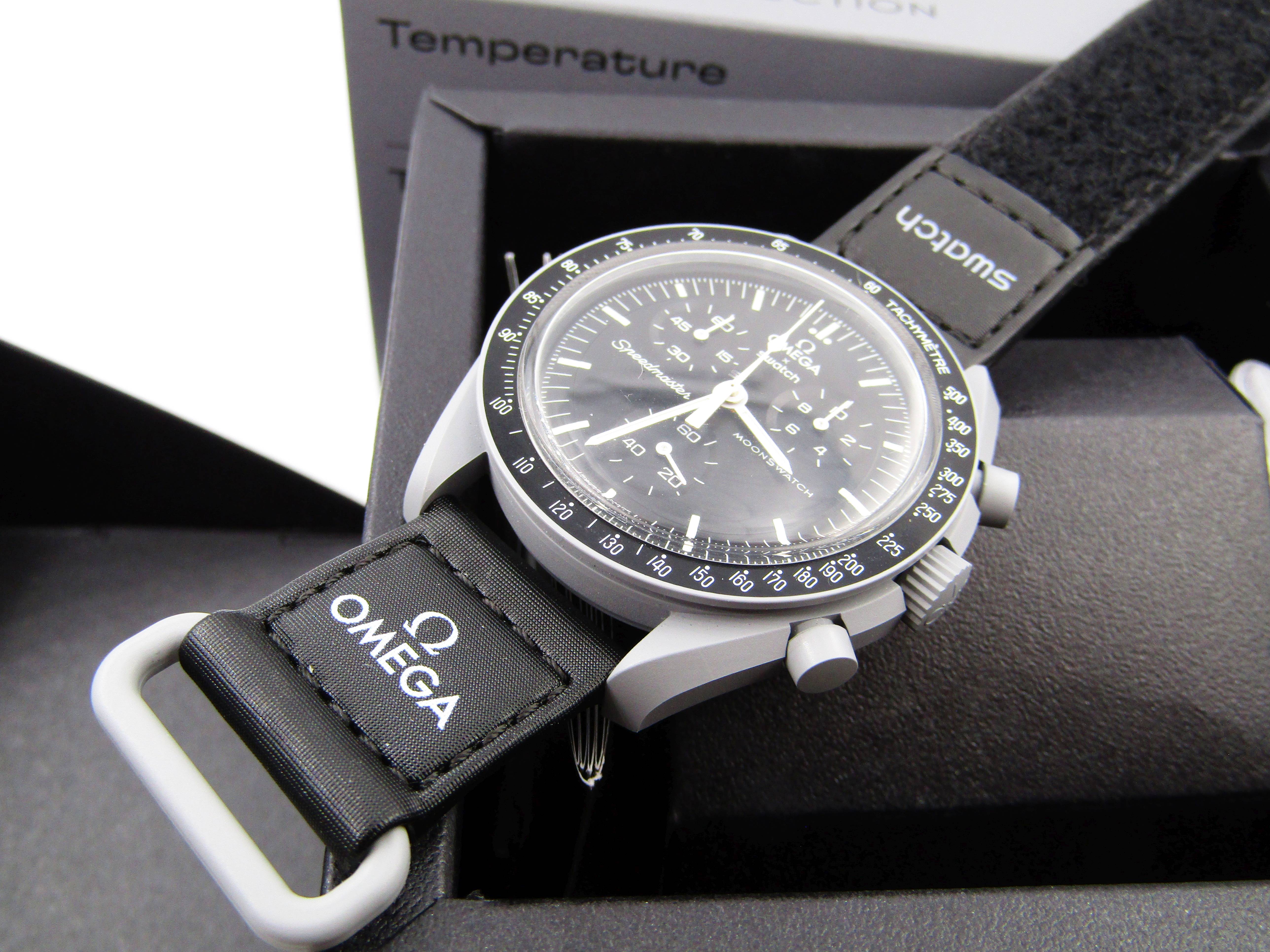 OMEGA X SWATCH SPEEDMASTER MOONSWATCH - MISSION TO THE MOON 